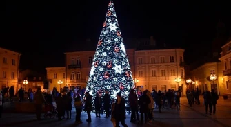 Zapraszamy na zapalenie światełek na miejskiej choince