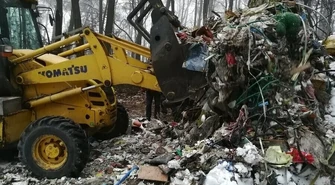 Posprzątali nielegalnie wyrzucone śmieci