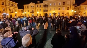 Piotrkowianie protestowali przeciwko lex TVN