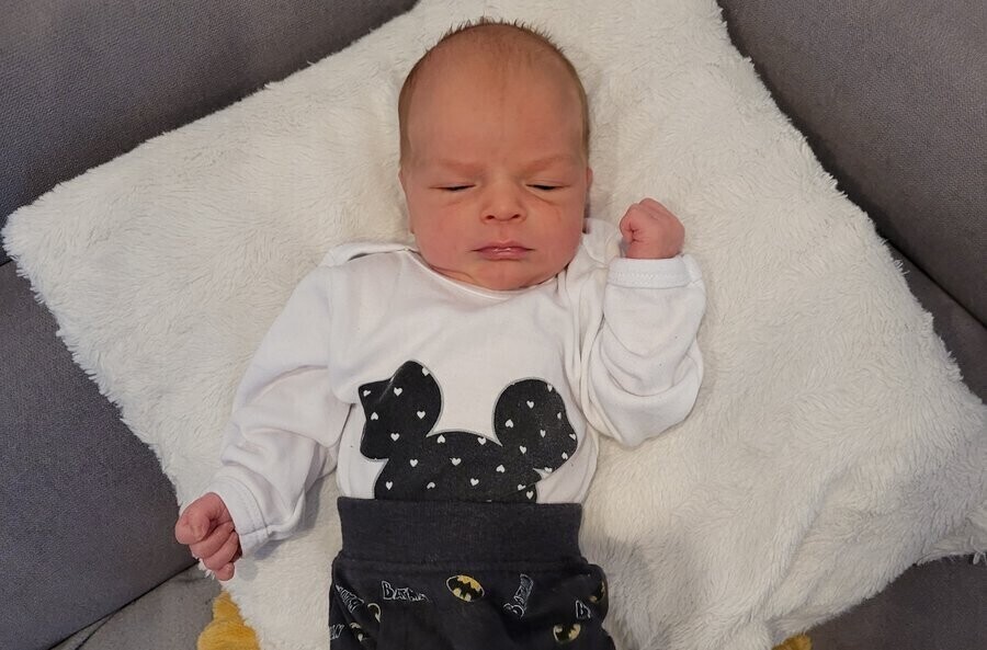 Gratulacje dla szczęśliwych rodziców