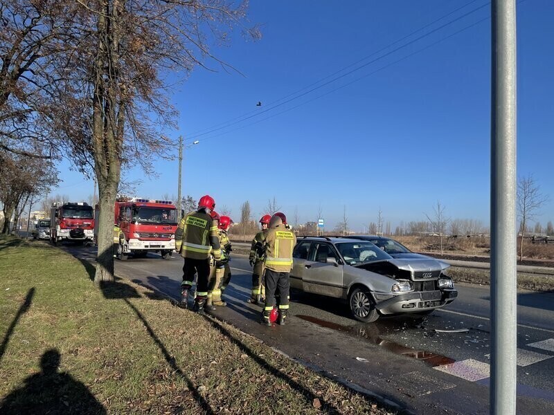 Nie wyhamował i uderzył