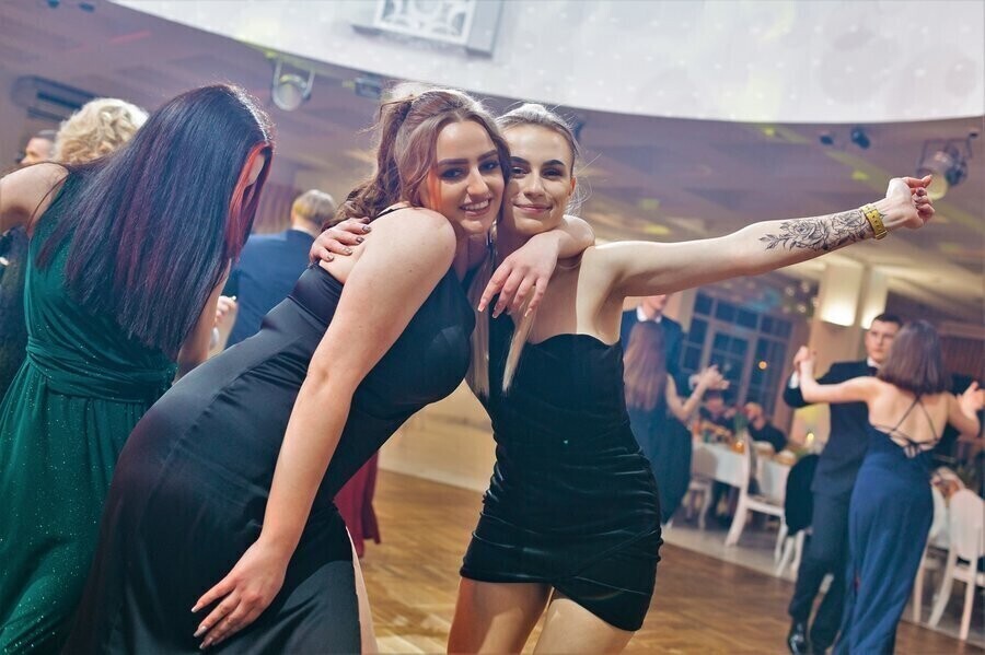 Porwani w wir studniówkowego szaleństwa