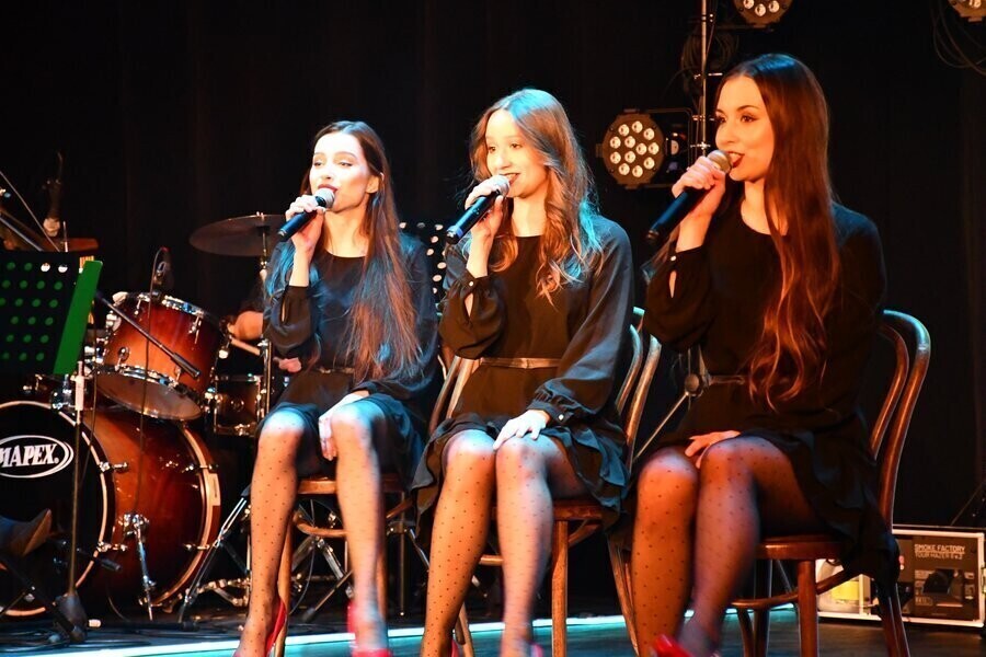 Dzień Kobiet śpiewająco i nie tylko