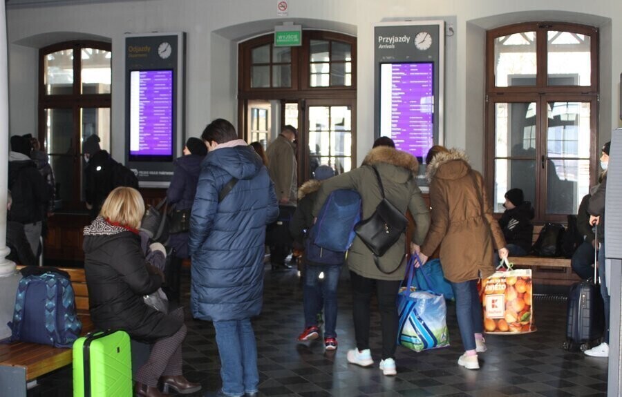 Awaria pociągów. Podano przyczynę