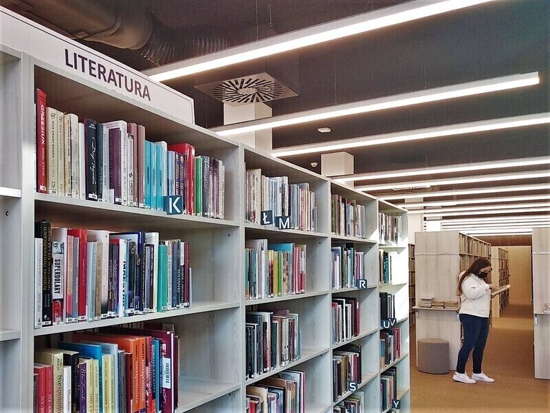 Mróz i erotyki królują w Piotrkowie