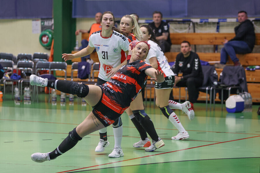 Pierwsza wiosenna wygrana w hali Relax