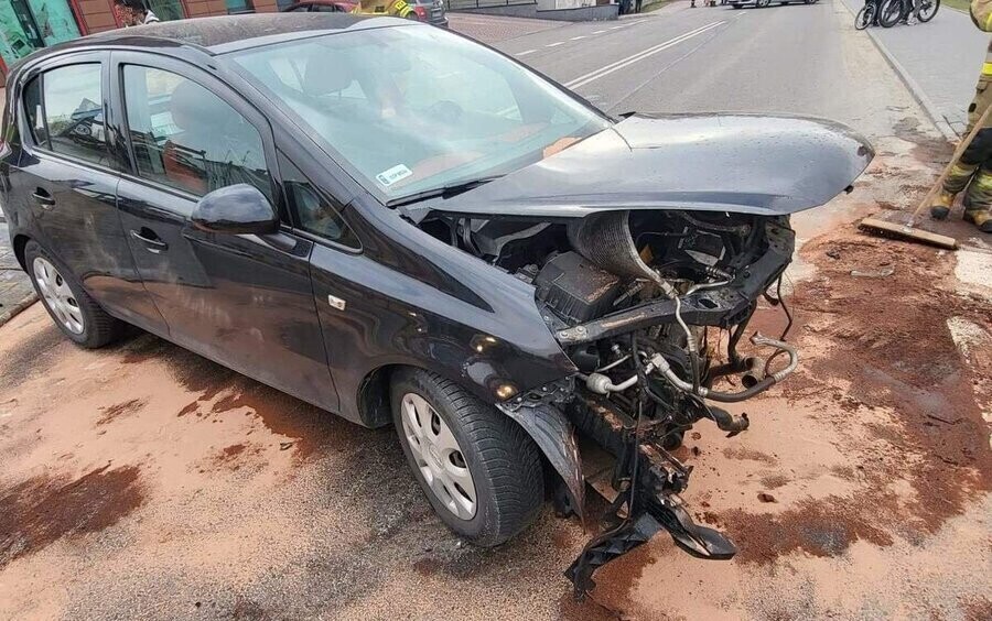 Opel zderzył się z BMW