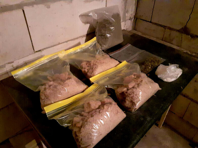 Młodzi narkobiznesmeni z Piotrkowa zatrzymani