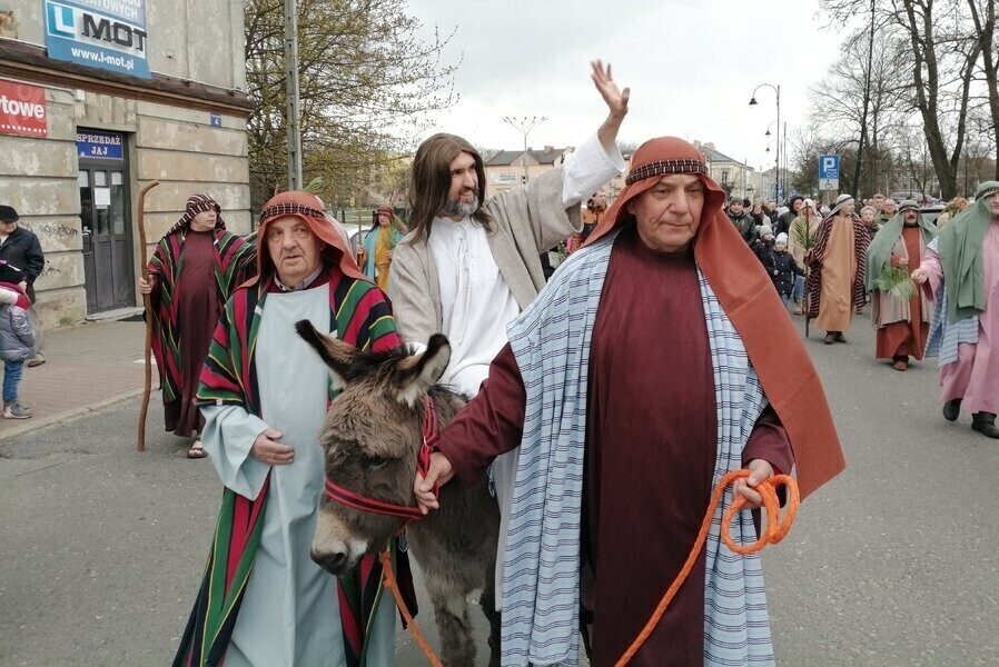Niedziela Palmowa w Piotrkowie ZDJĘCIA