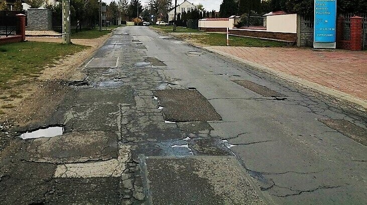 Doczekają się przebudowy ul. Jeziornej