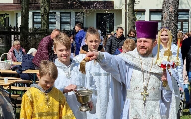 Prawosławni święcili pokarmy ZDJĘCIA