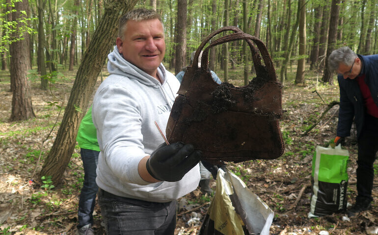 Posprzątali las w Wygodzie zdjęcia