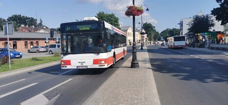 Emzetki pojadą objazdem
