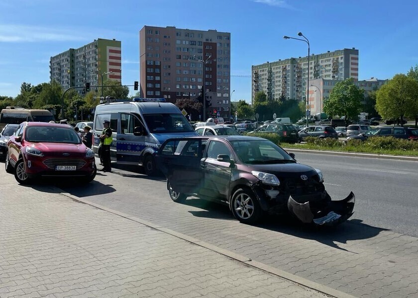 Dzwon w Al. Piłsudskiego