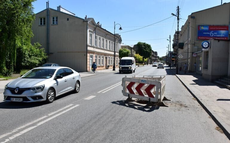 Regulują wysokość studzienek. Mogą występować utrudnienia