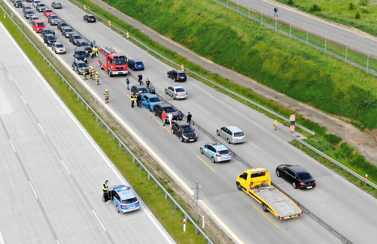 Osiem aut zderzyło się na A1
