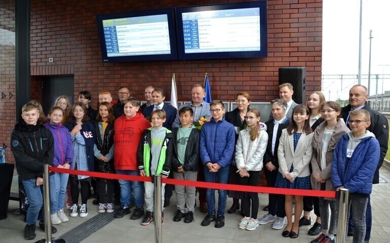 Nowe dworce w gminie Gorzkowice oddane do użytku