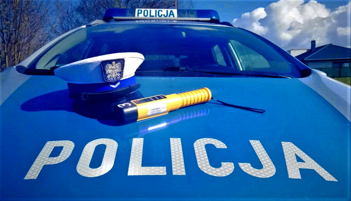 Pijany kierowca wiózł pięcioro dzieci