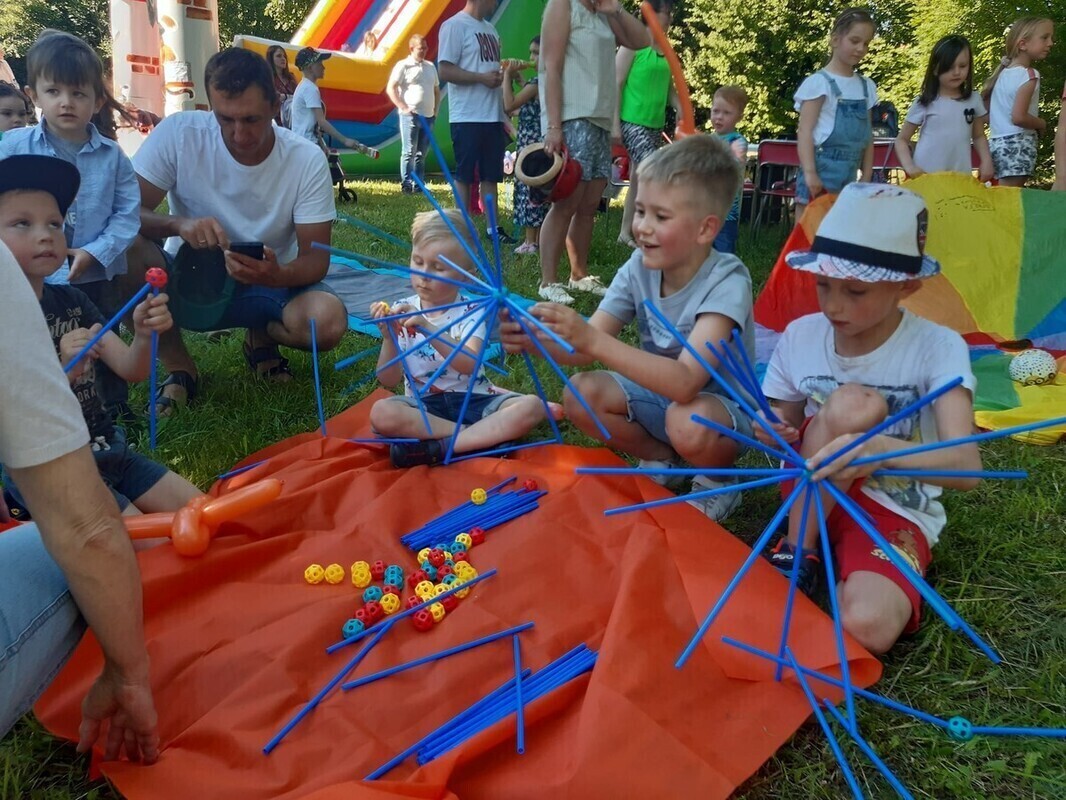 Strażacy zapewnili zabawę na całego zdjęcia