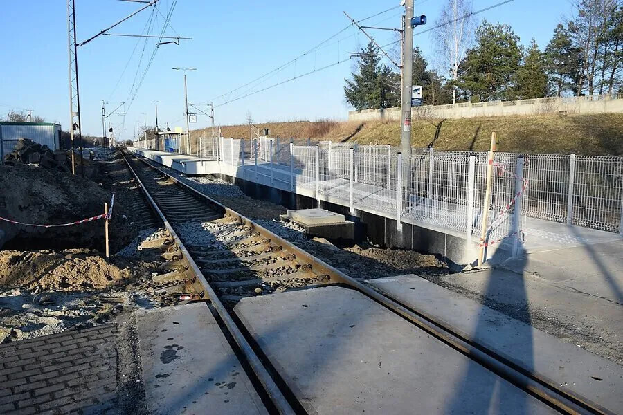 Uwaga Zamkną przejazd kolejowy