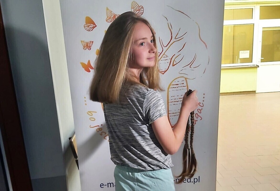 Oddają włosy aby pomóc pacjentkom onkologicznym ZDJĘCIA