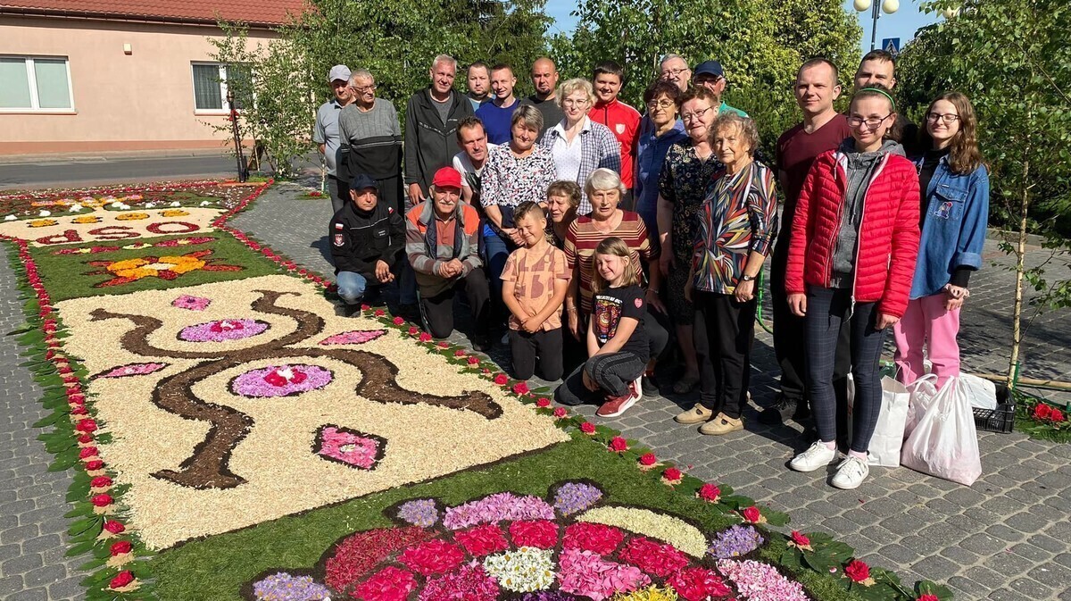 Kwietny dywan w Wolborzu ZDJĘCIA