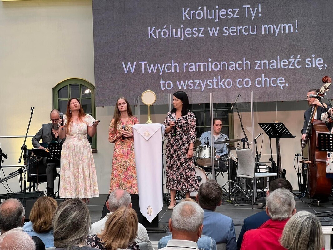 Zaśpiewali dla pokoju