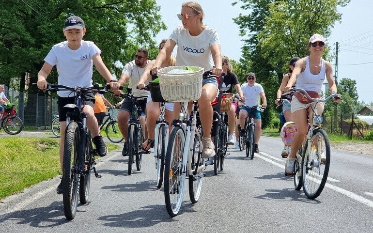 Rowerowy rajd na terenie gminy Grabica MNÓSTWO ZDJĘĆ
