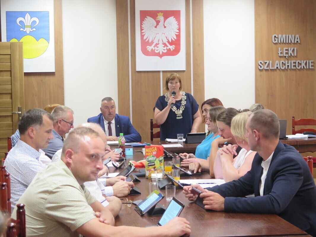 Absolutorium i wotum zaufania dla Piotra Łącznego