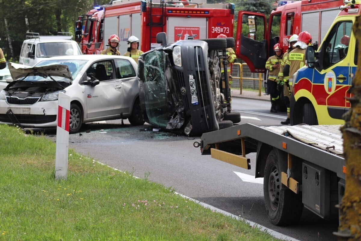 Dachowanie na DK12 ZDJĘCIA