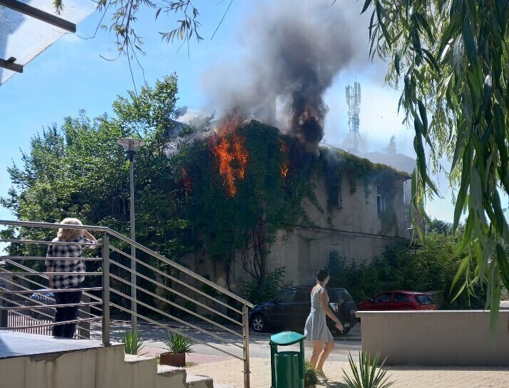 Palił się budynek przy mediatece