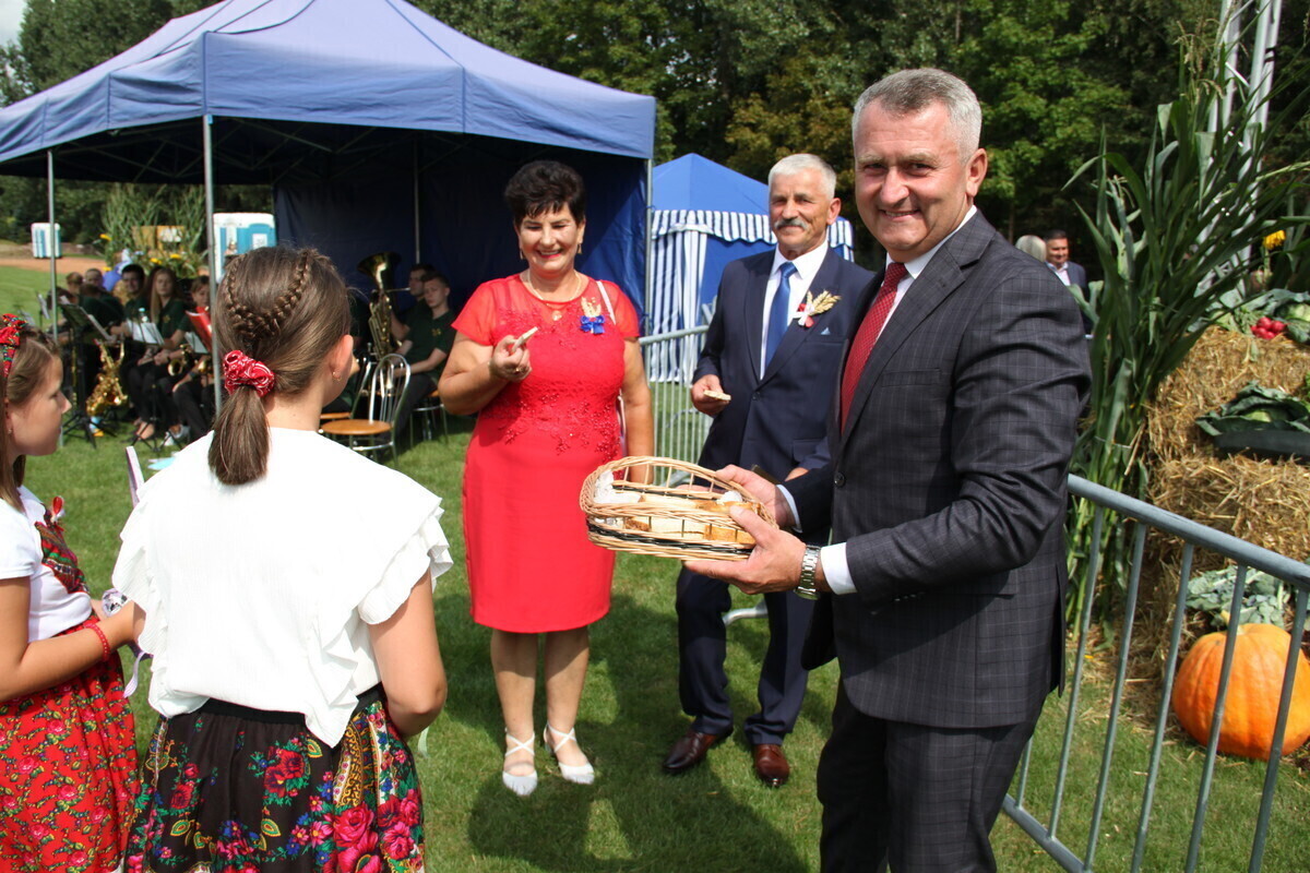 Gmina Grabica świętowała dożynki w Szydłowie