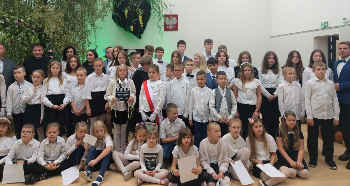 Językowa Szkoła Podstawowa. Przyjdź i sprawdź że warto