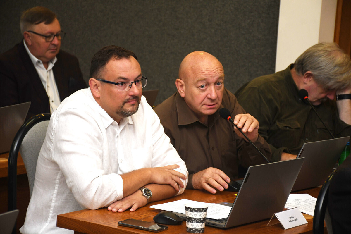 Chcą likwidacji ulgi dla radnych