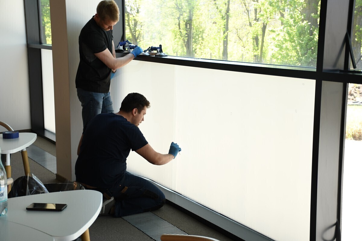 Mediateka zabezpieczona folią