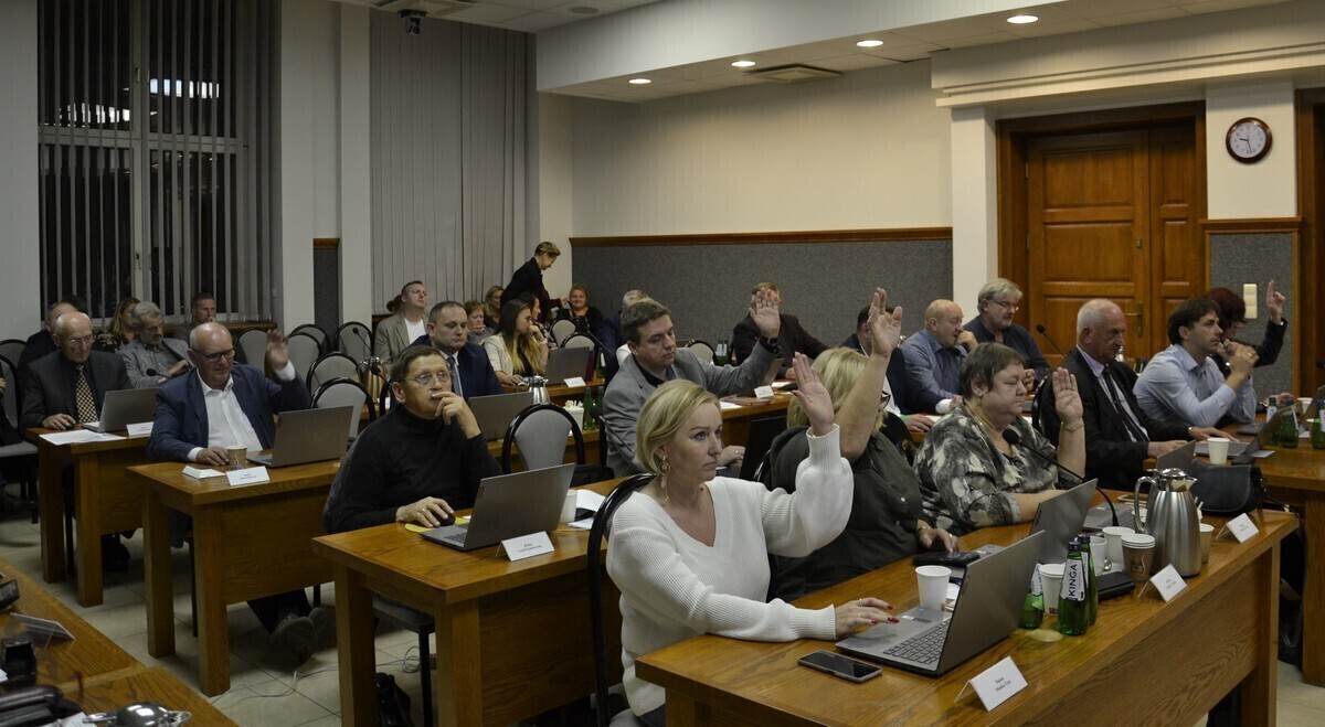 Radni zdecydowali. Podatki w górę