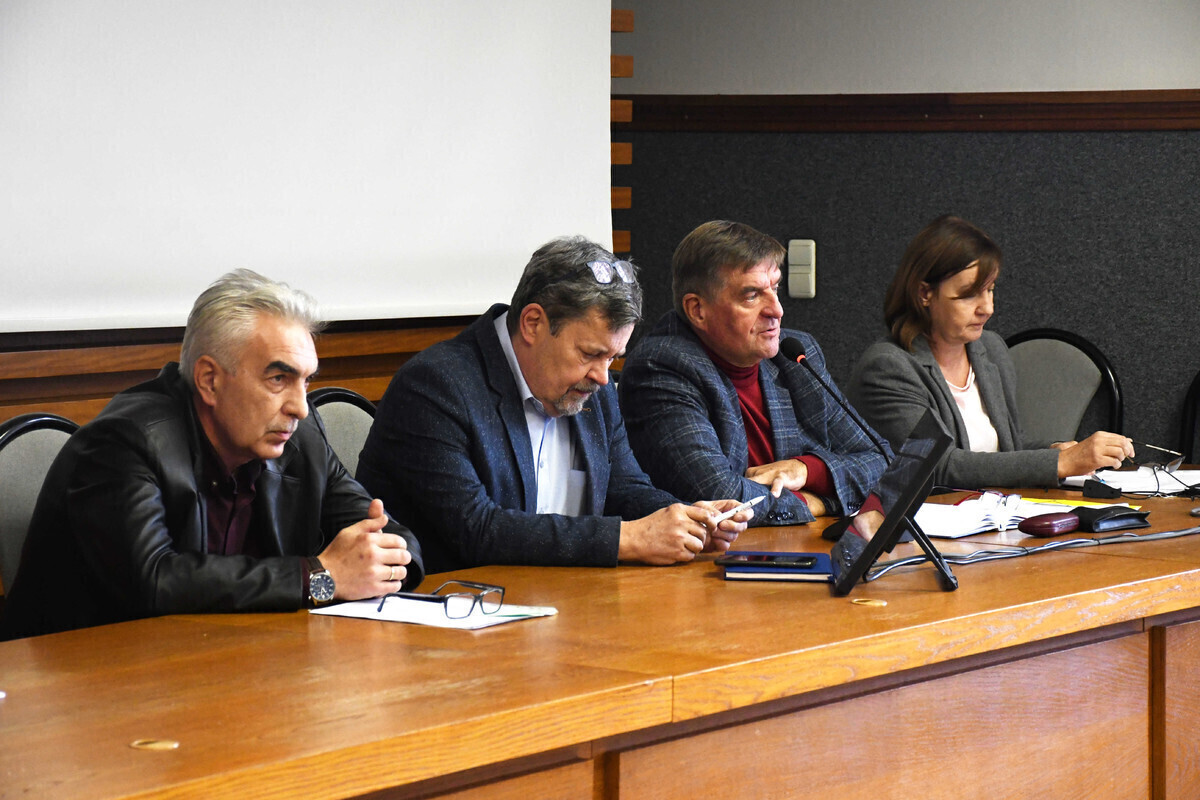 Spotkanie w Urzędzie Miasta. Znamy punkty dystrybucji jodku potasu