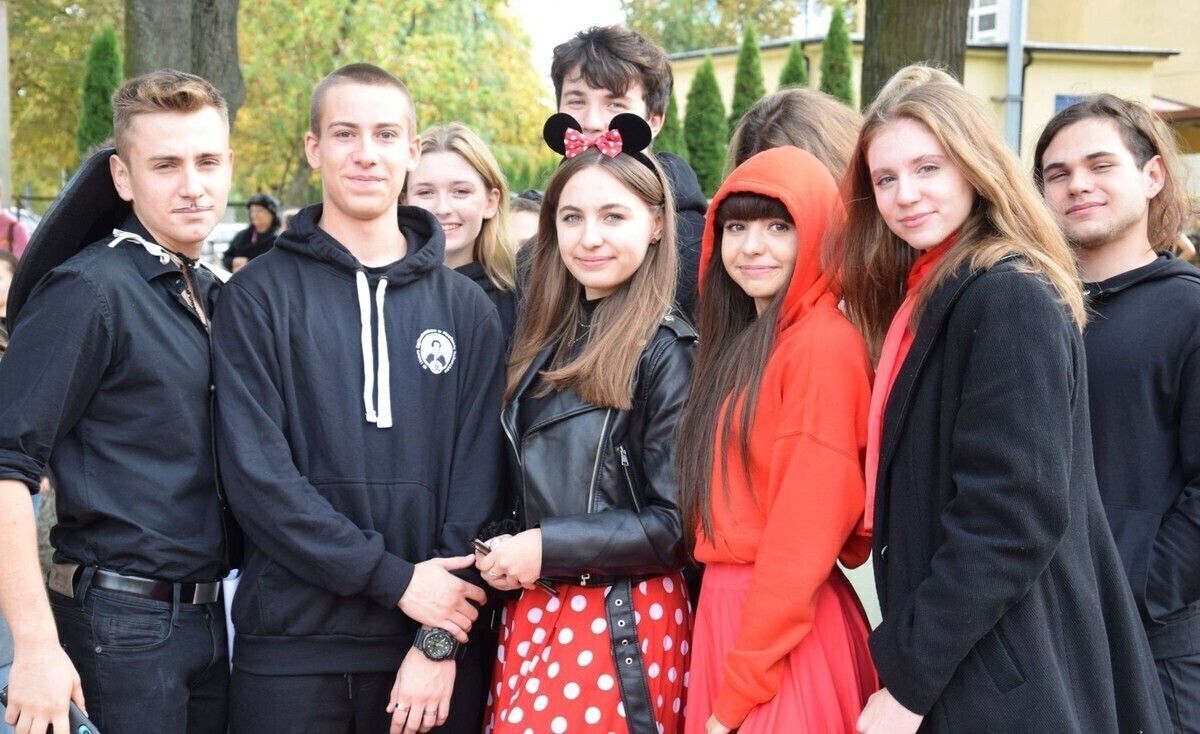 Juliusze wręczone - otrzęsiny w III LO ZDJĘCIA