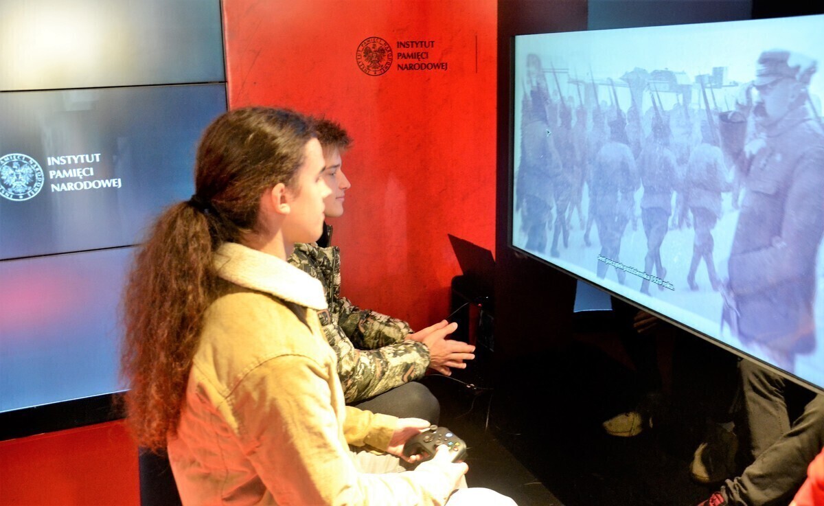 Poznali realia wojny polsko-bolszewickiej w tirze z Grą Szyfrów