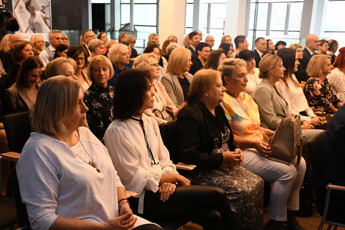 Nagrody dla piotrkowskich nauczycieli ZDJĘCIA