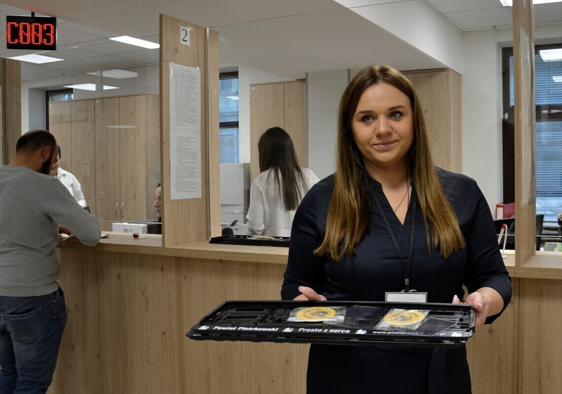 Wygodniej i ekonomiczniej. Starostwo już w nowym budynku ZDJĘCIA