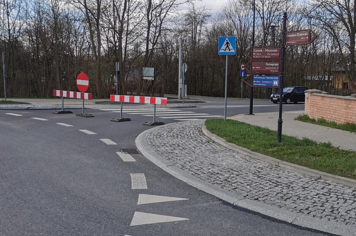 Zamykają ulice przy cmentarzach w Piotrkowie. Co się zmieni