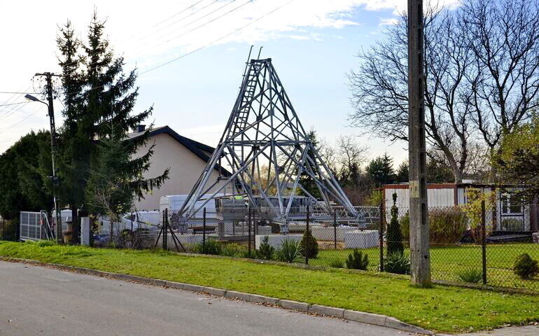 Maszty powstaną mimo sprzeciwu miasta i mieszkańców