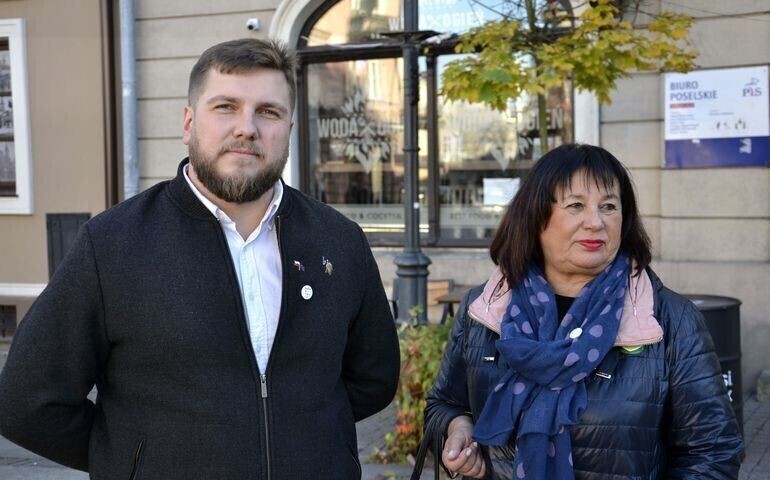 Mają dość hipokryzji radnych z PiS