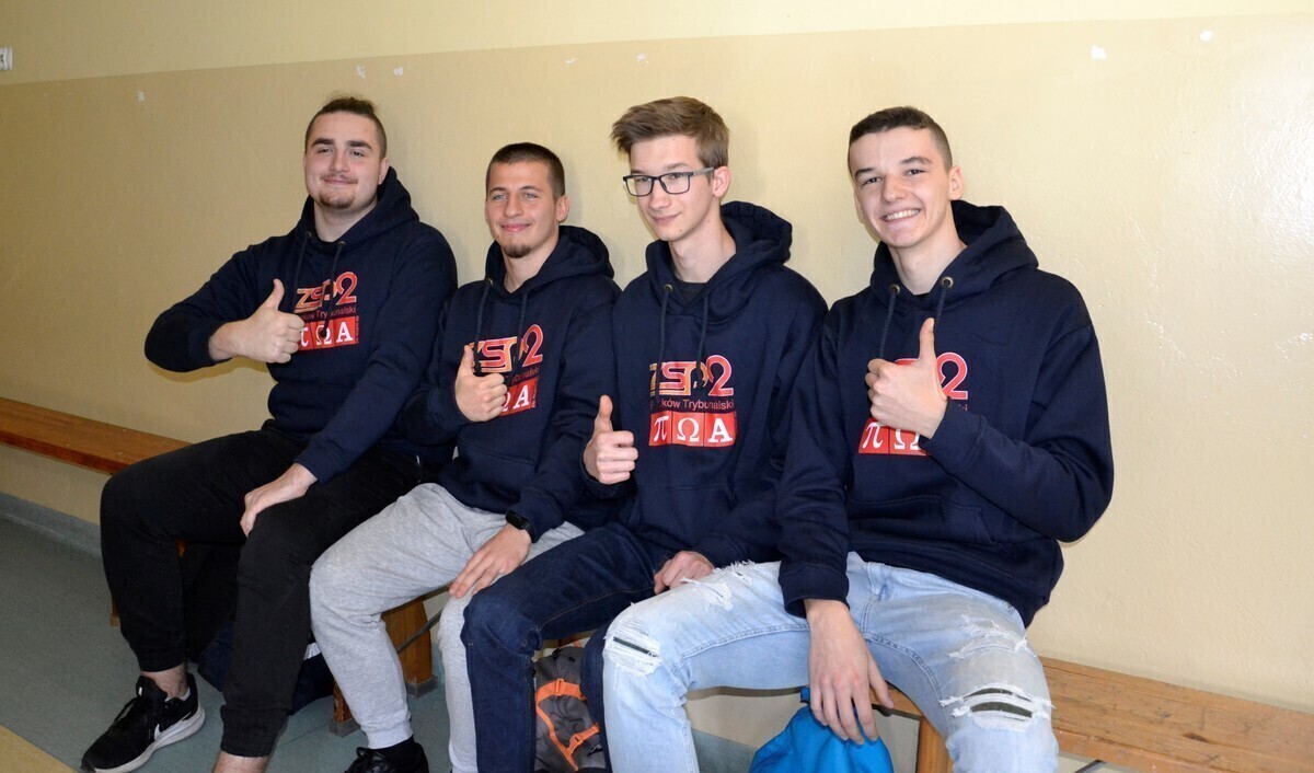 W ZSP nr 2 będą uczyć się naprawiać elektryki i hybrydy