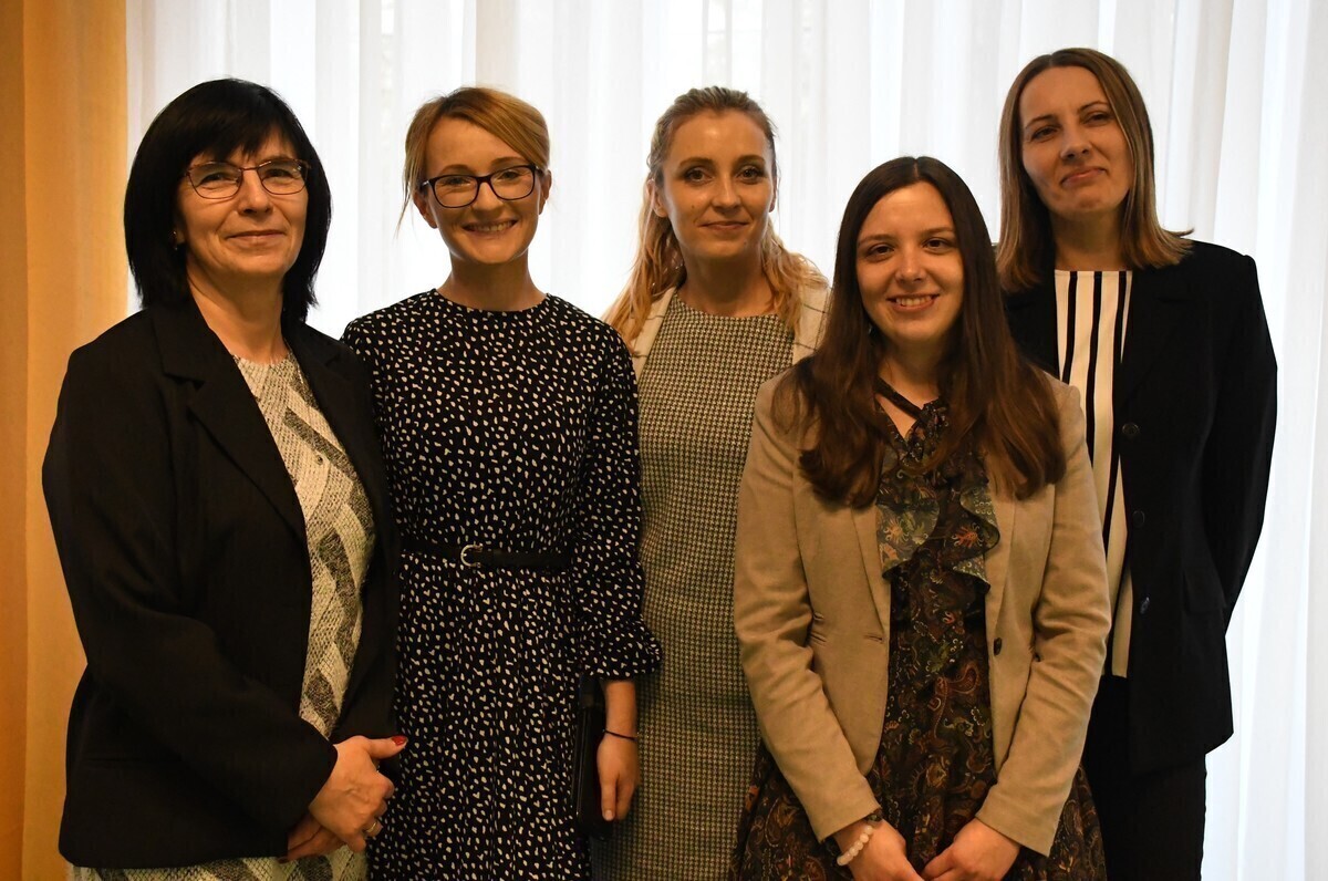 Wyróżnienia dla pracowników socjalnych ZDJĘCIA