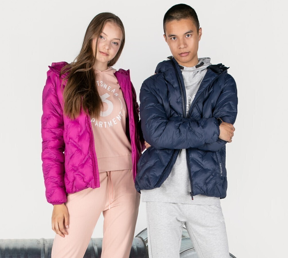 Kurtki młodzieżowe - jakie kolory będą modne w tym sezonie