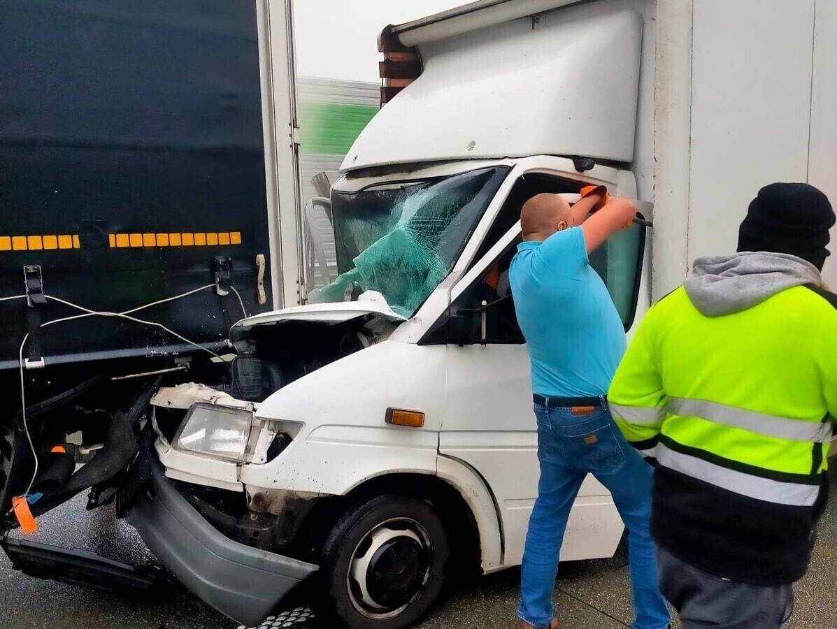 Wypadek na A1. Dwie osoby ranne AKTUALIZACJA