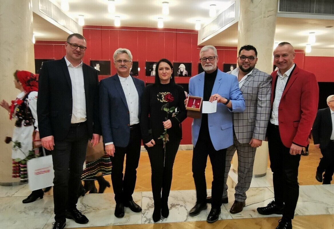 Gloria Artis dla kapeli Fakiry