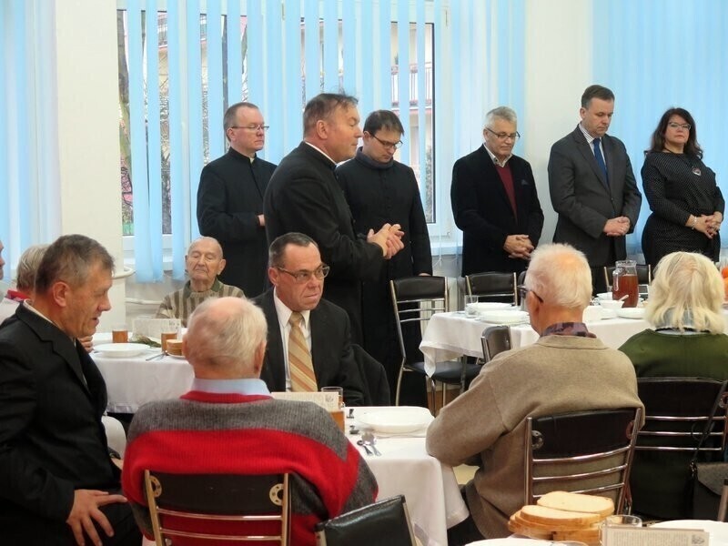 Podopieczni Miejskiego Ośrodka Pomocy Rodzinie wspólnie zasiądą przy wigilijnym stole